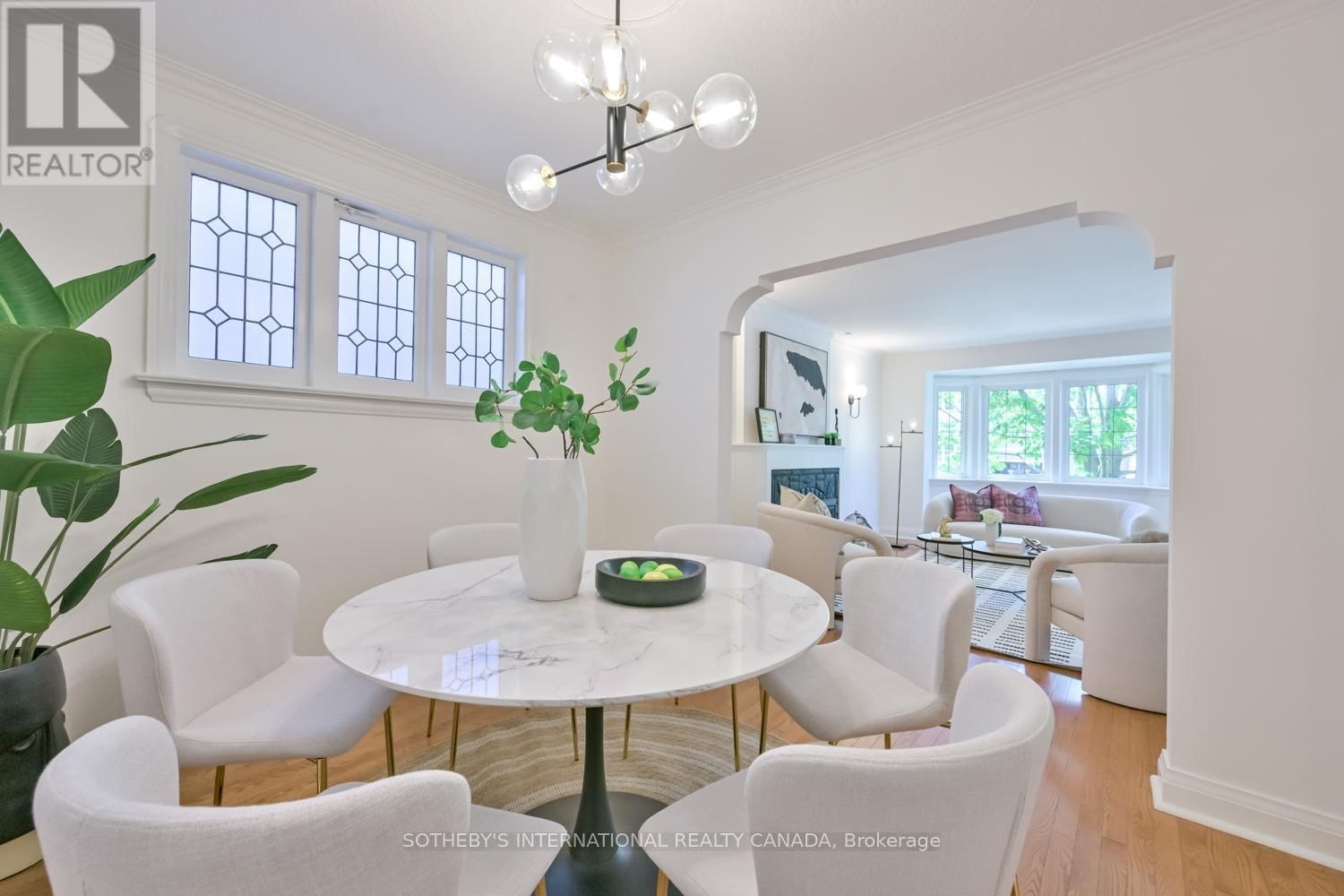 32 DAVIES CRESCENT Image 7