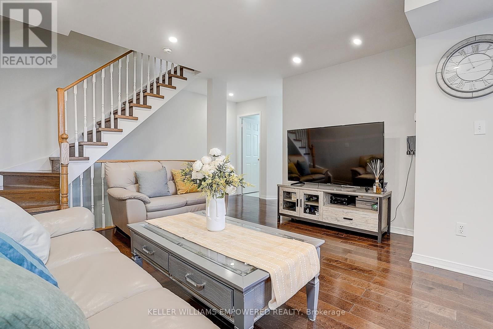 1103 - 19 ROSEBANK DRIVE Image 11