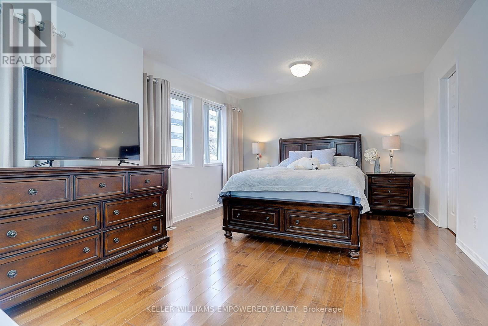 1103 - 19 ROSEBANK DRIVE Image 32