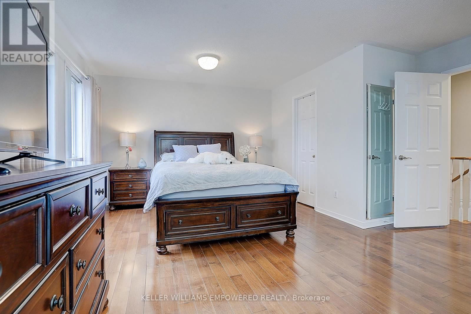 1103 - 19 ROSEBANK DRIVE Image 33