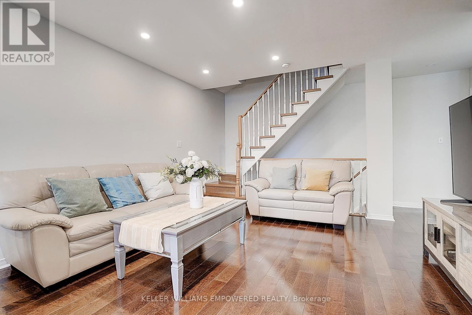 1103 - 19 ROSEBANK DRIVE Image 7