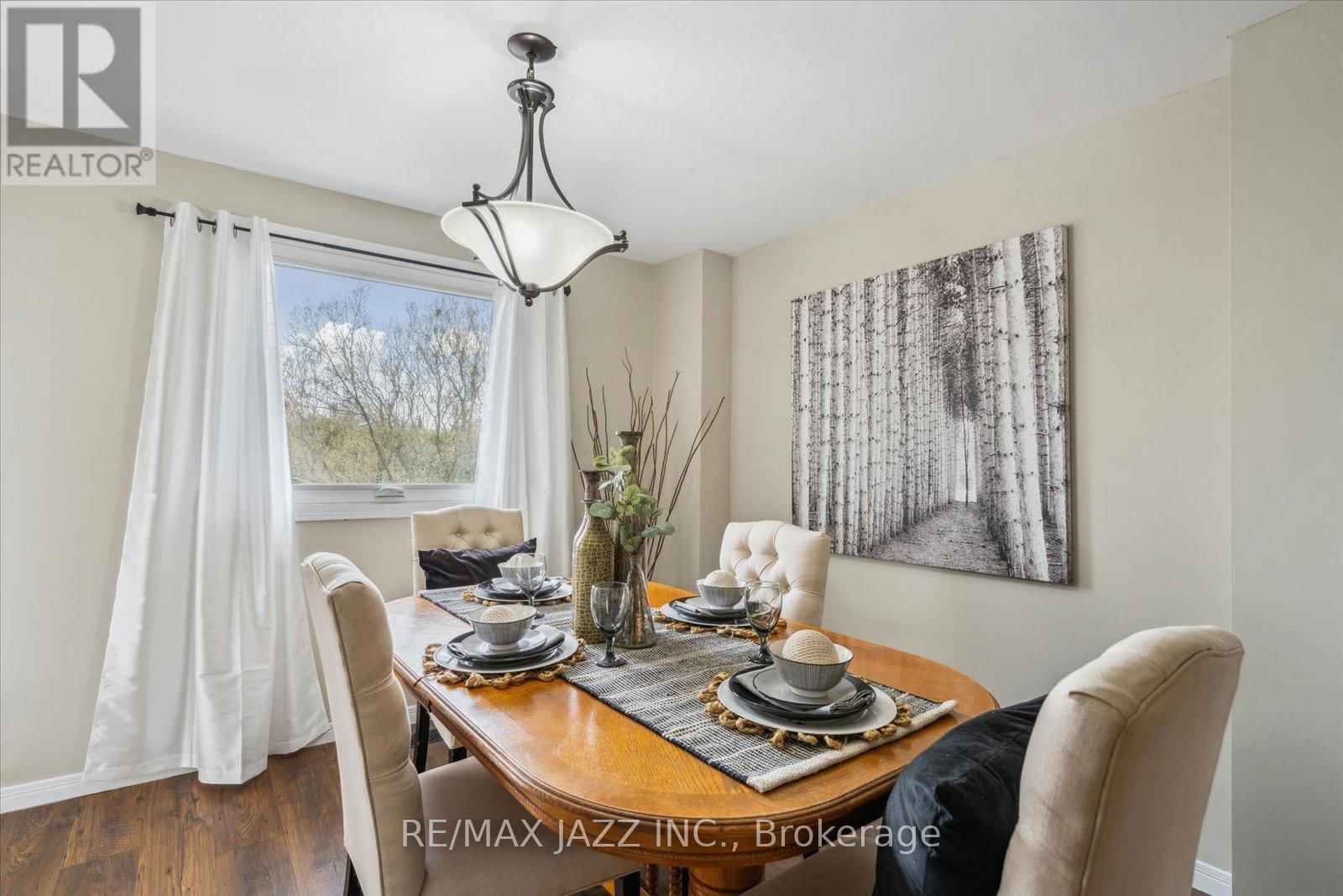63 PINEDALE CRESCENT Image 11