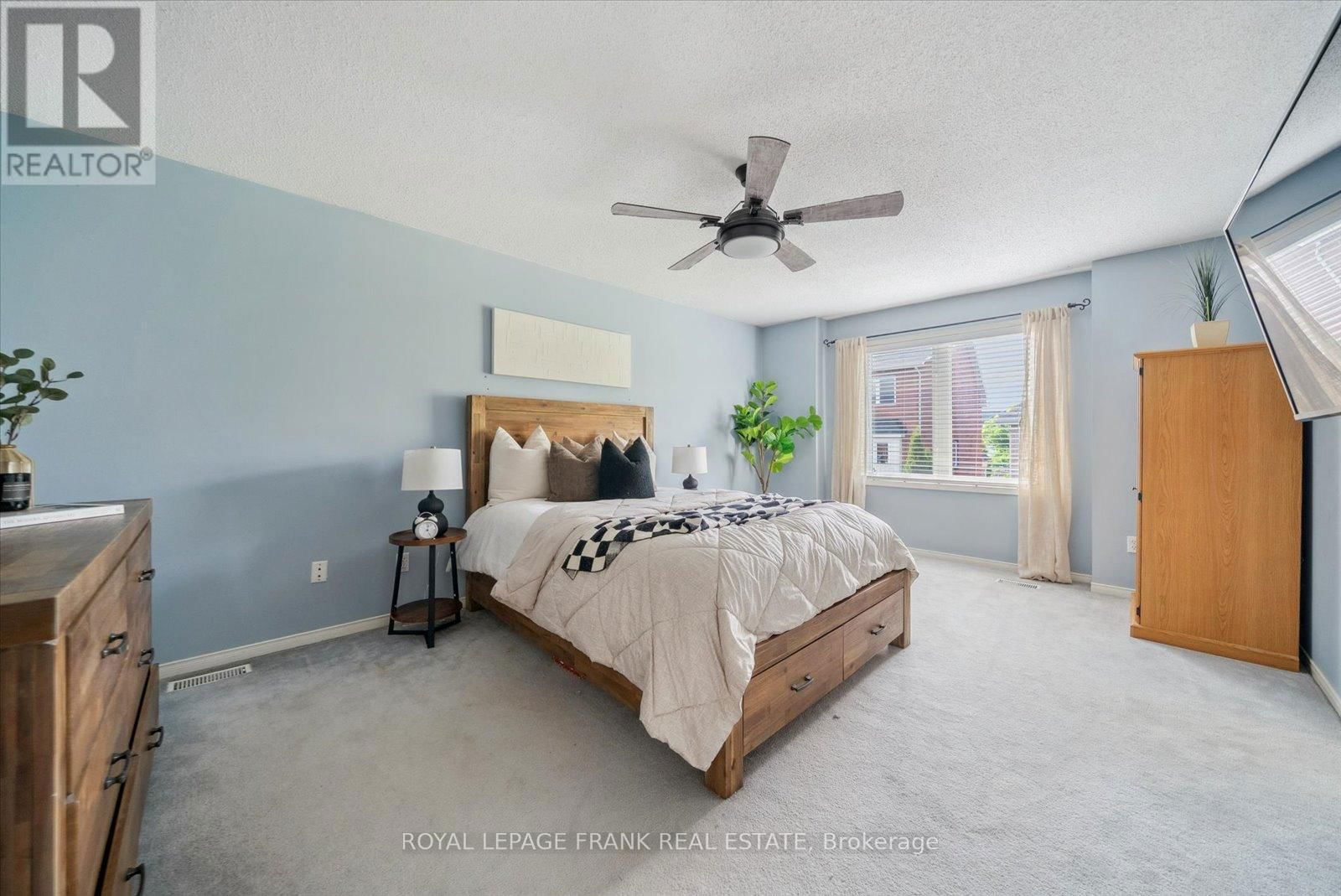 16 STOKELY CRESCENT Image 13