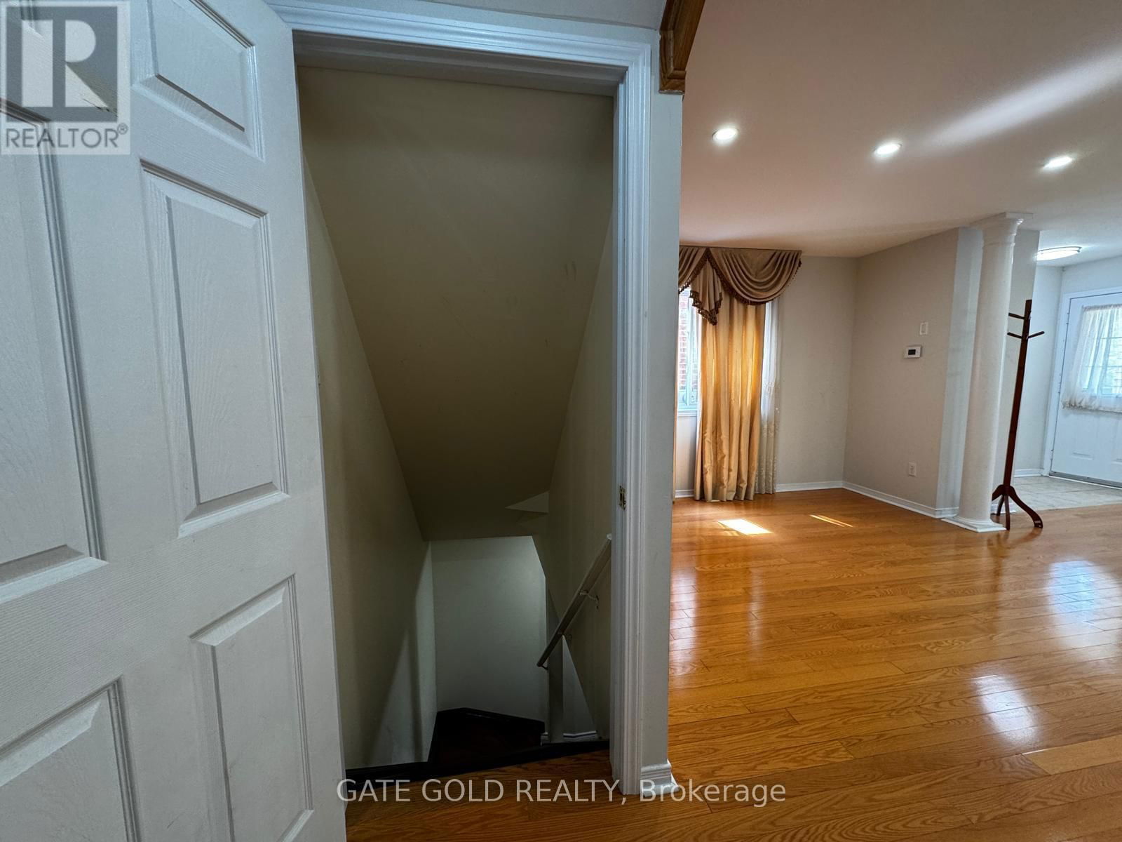 11A SEASONS DRIVE Image 21
