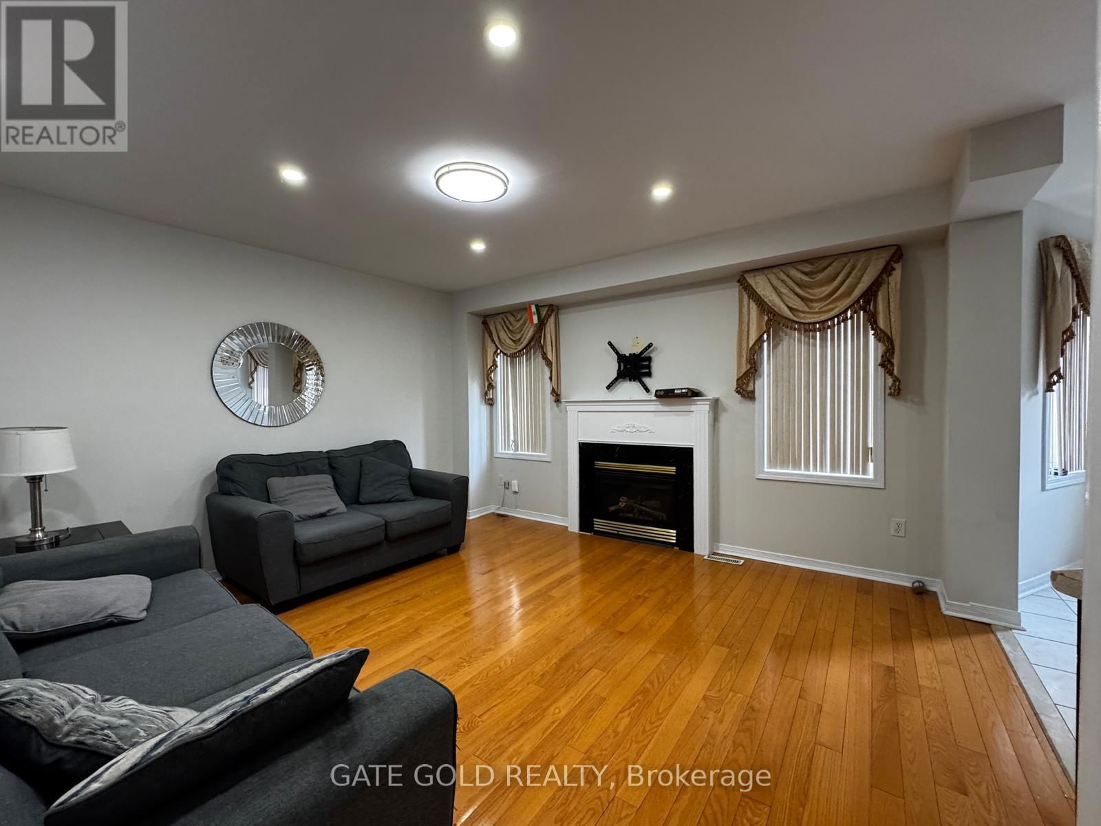 11A SEASONS DRIVE Image 7