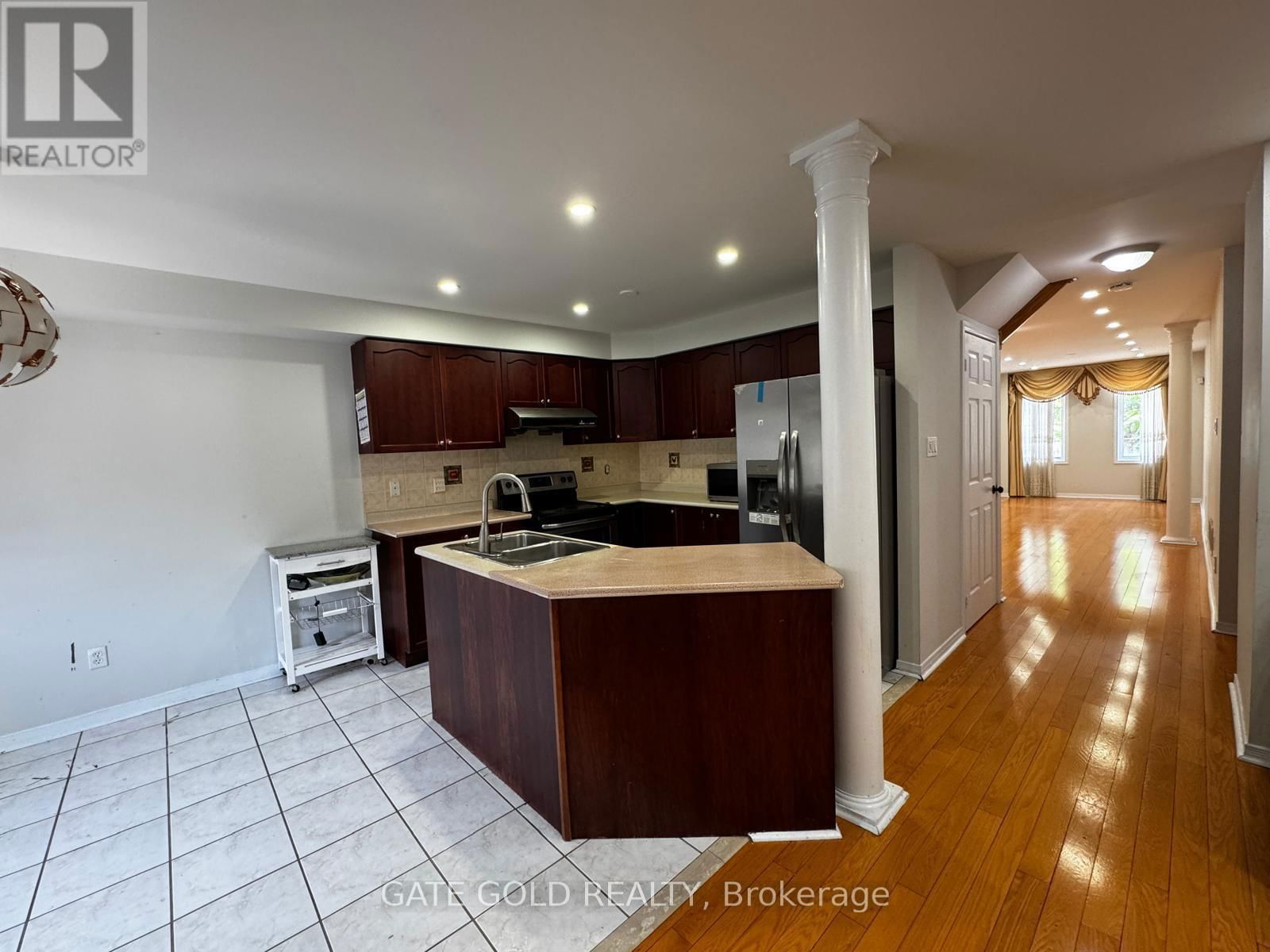 11A SEASONS DRIVE Image 8