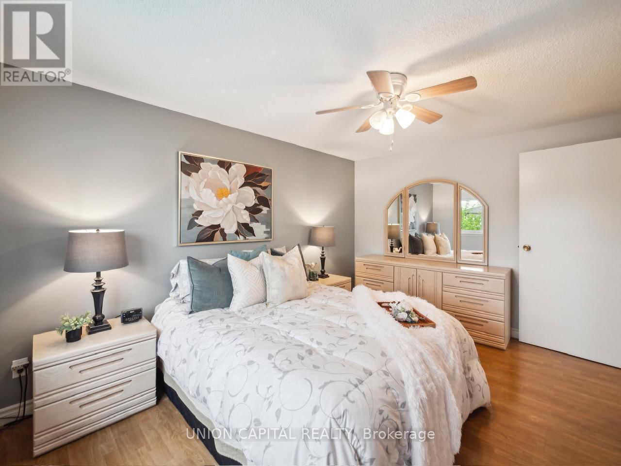 107 WHITE HEATHER BOULEVARD Image 13