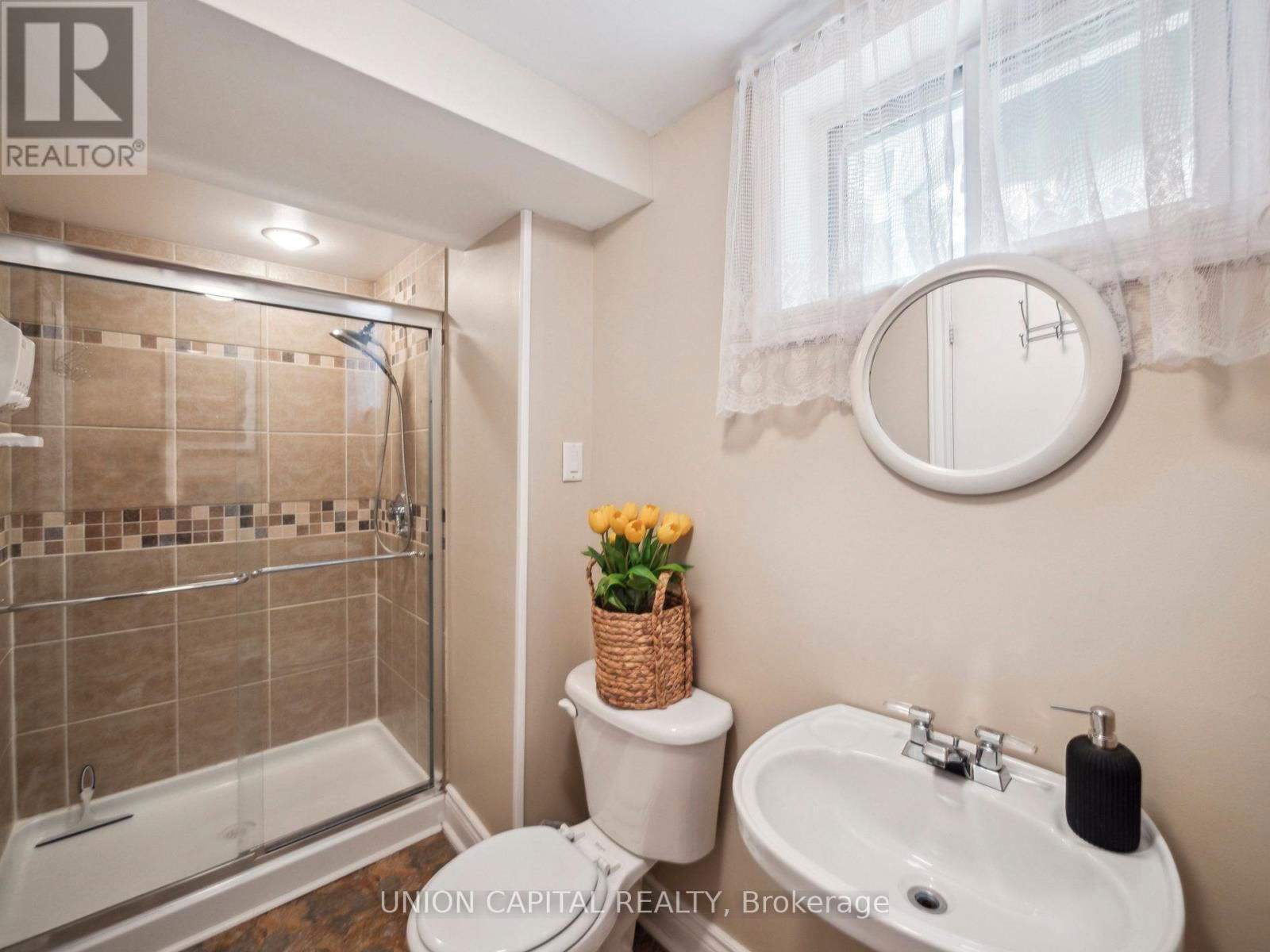 107 WHITE HEATHER BOULEVARD Image 20