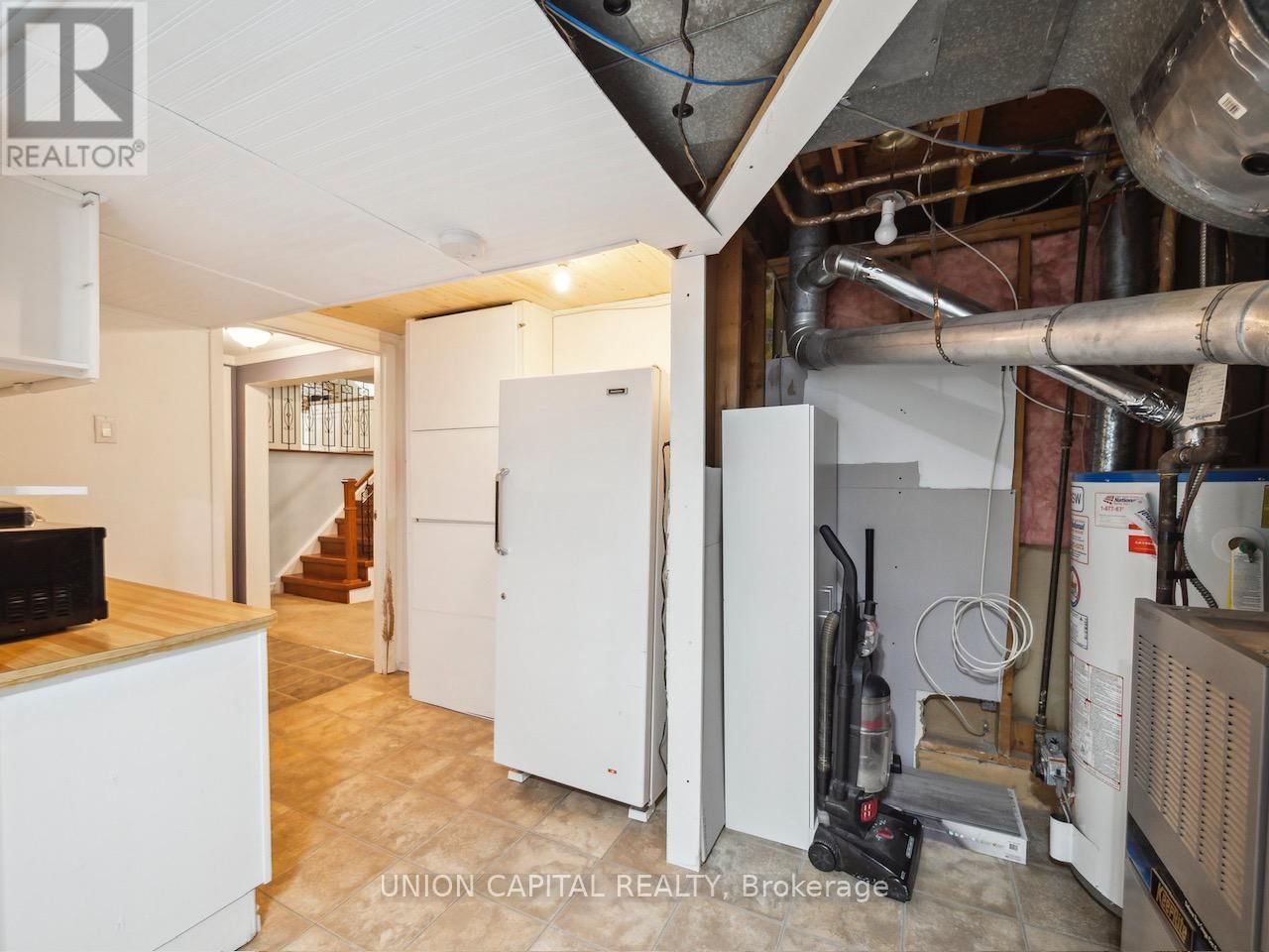 107 WHITE HEATHER BOULEVARD Image 25