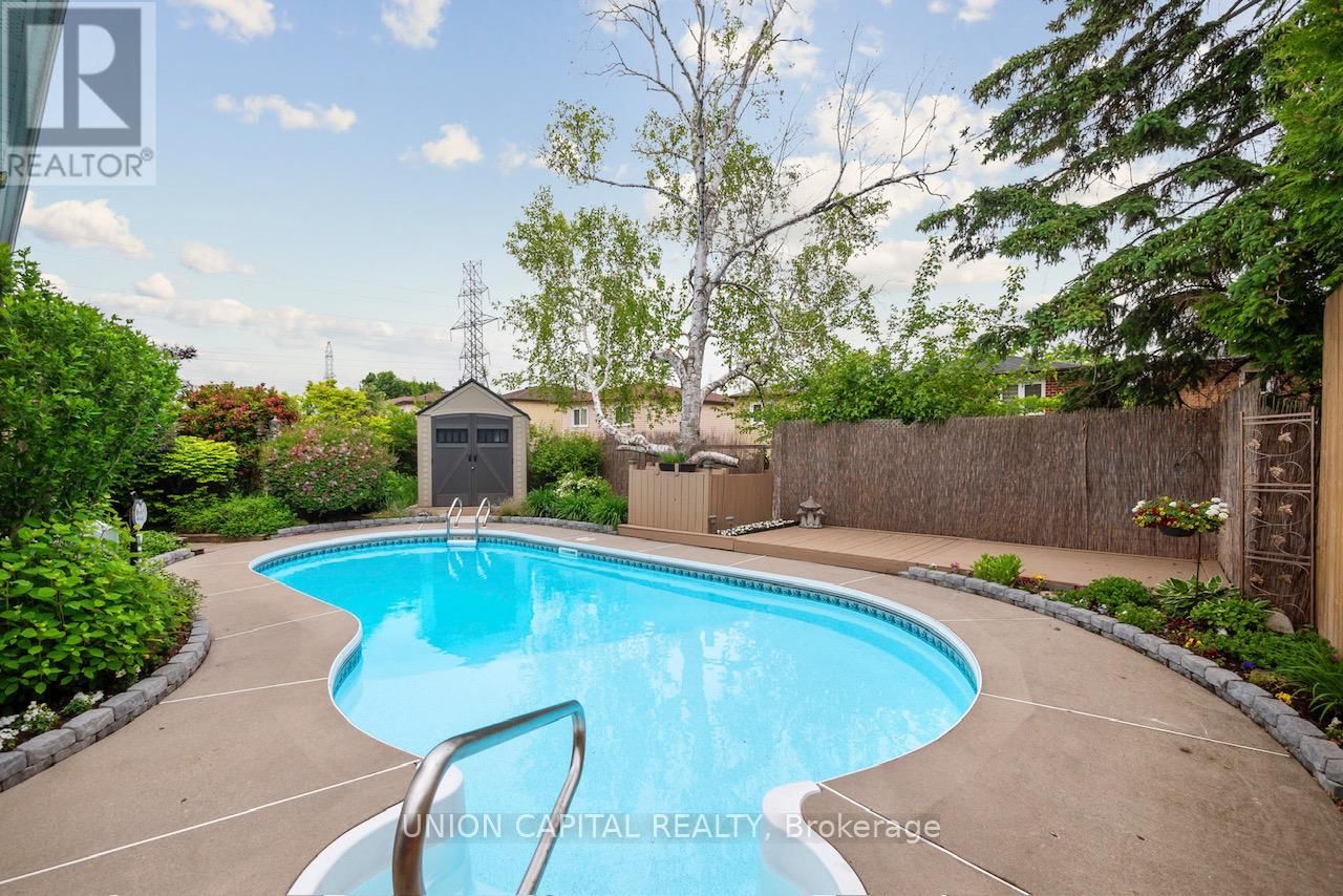 107 WHITE HEATHER BOULEVARD Image 29