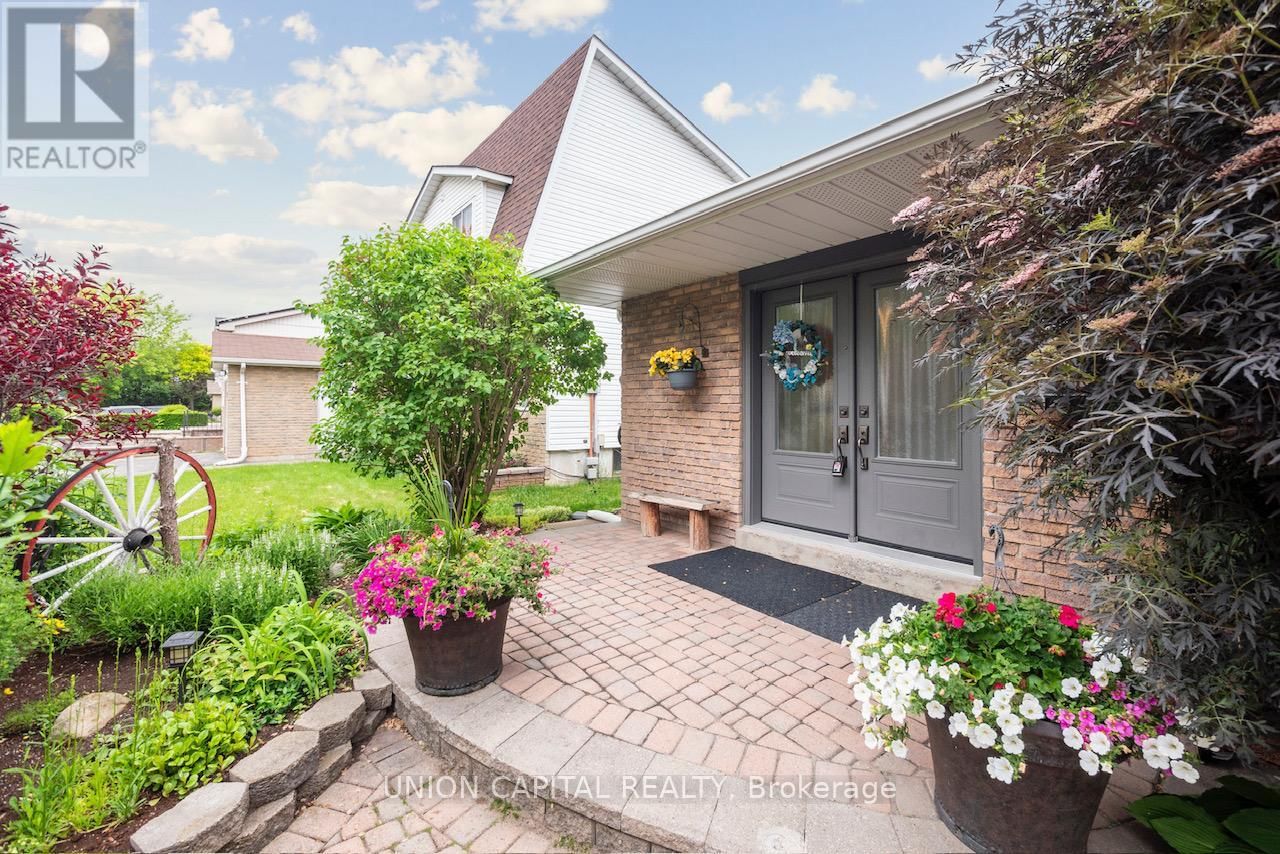 107 WHITE HEATHER BOULEVARD Image 3
