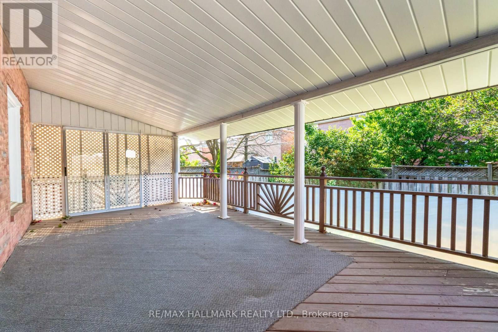 10 ILES STREET Image 44