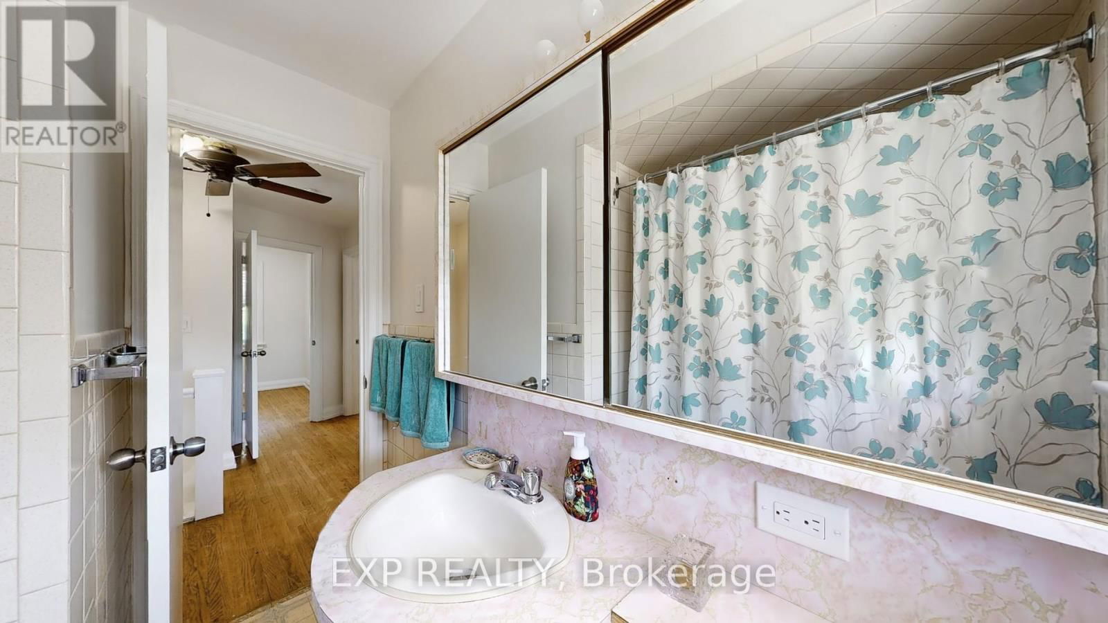138 PARK STREET Image 24
