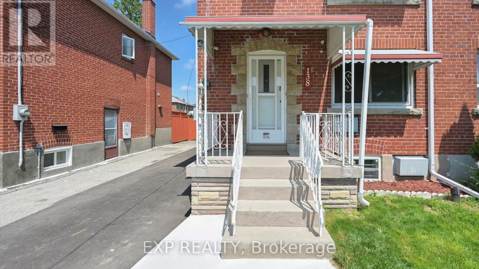 138 PARK STREET Image 3