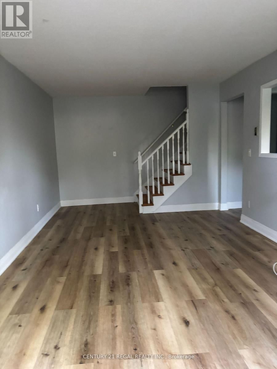 17 - 506 NORMANDY STREET Image 7