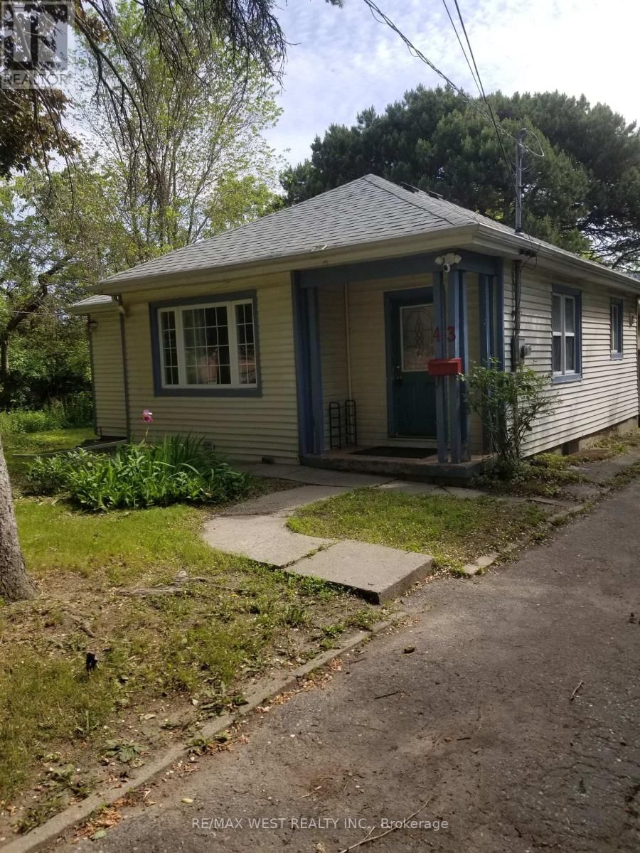 43 BEACHELL  (MAIN) STREET Image 6