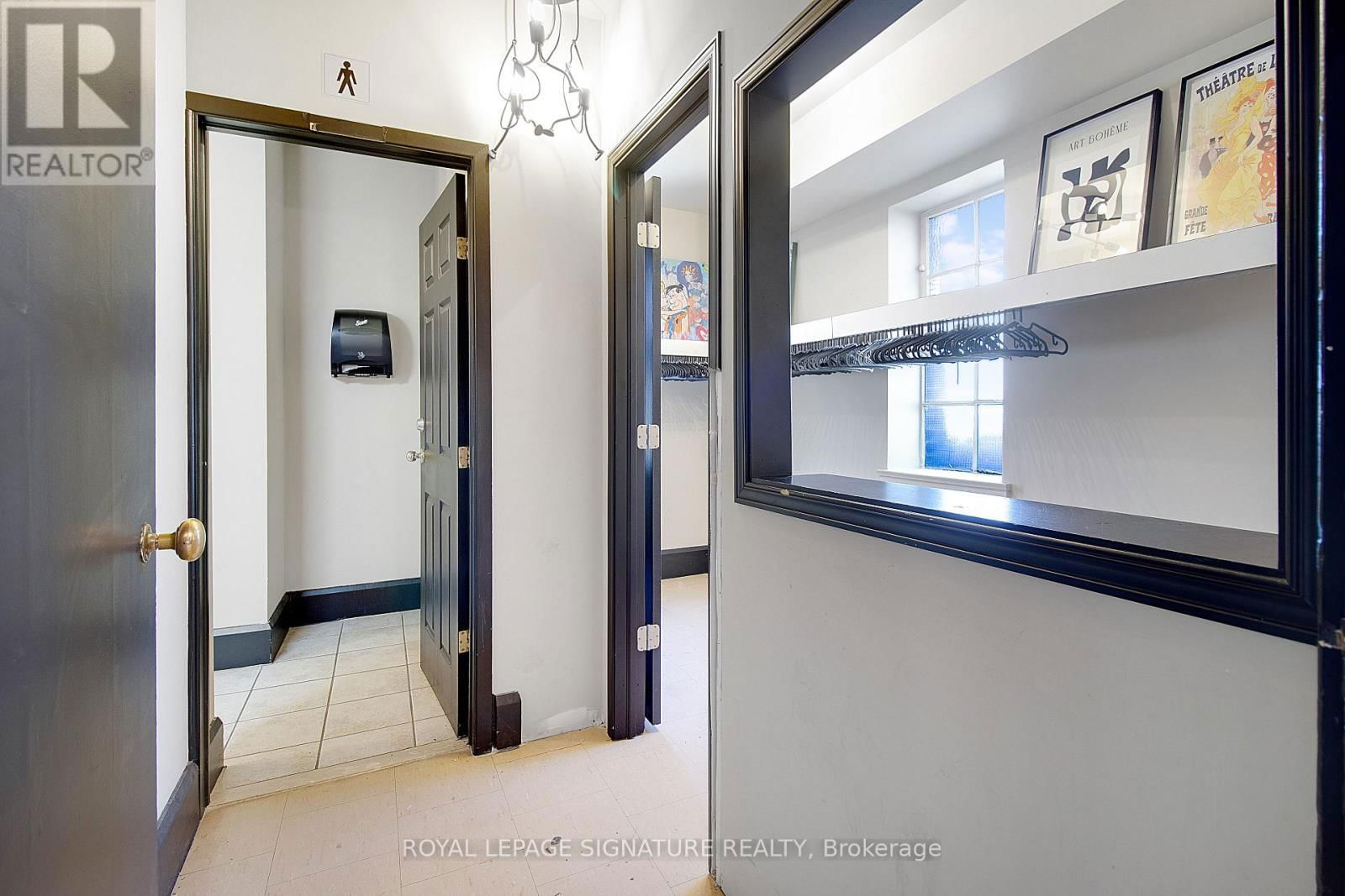 15 CHISHOLM AVENUE Image 9