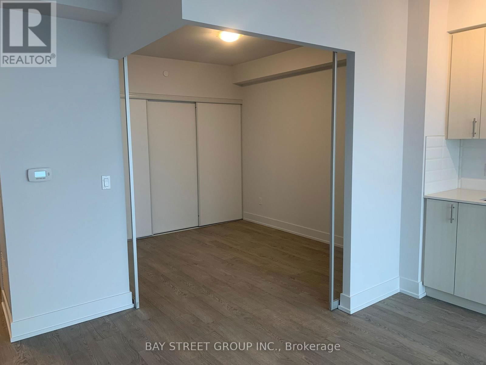 602 - 2550 SIMCOE STREET NORTH Image 3