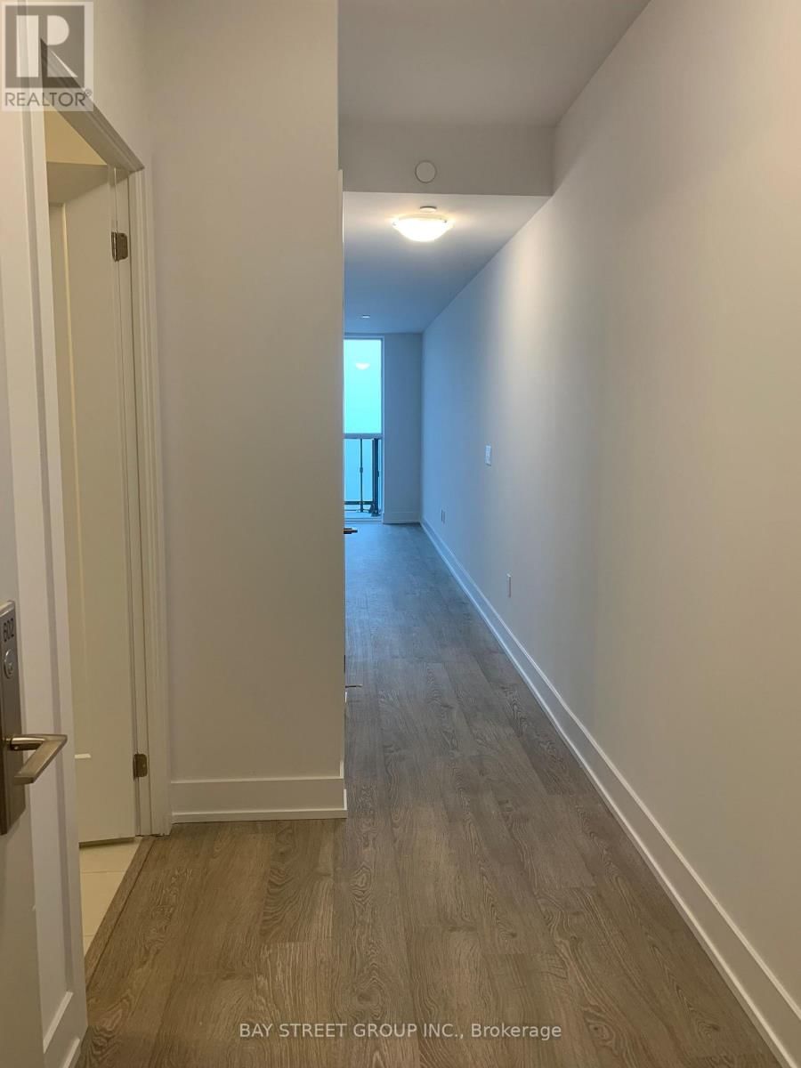 602 - 2550 SIMCOE STREET NORTH Image 6