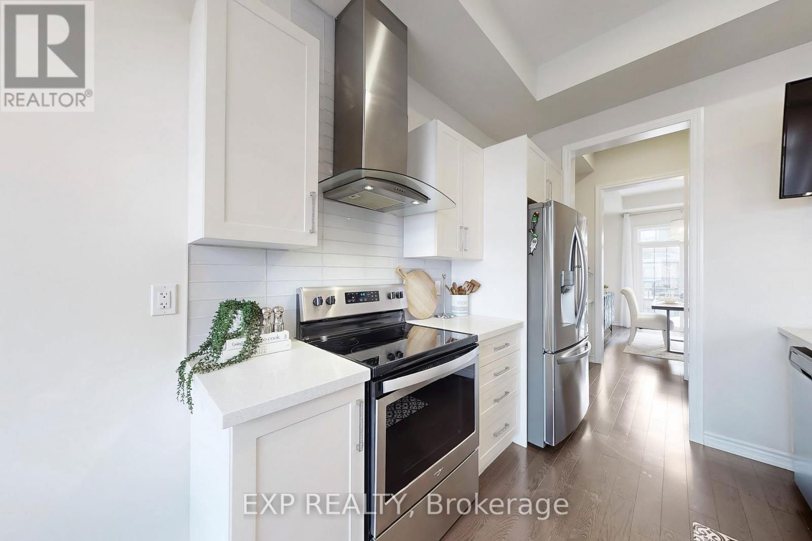 13 SEAGRAVE LANE Image 10