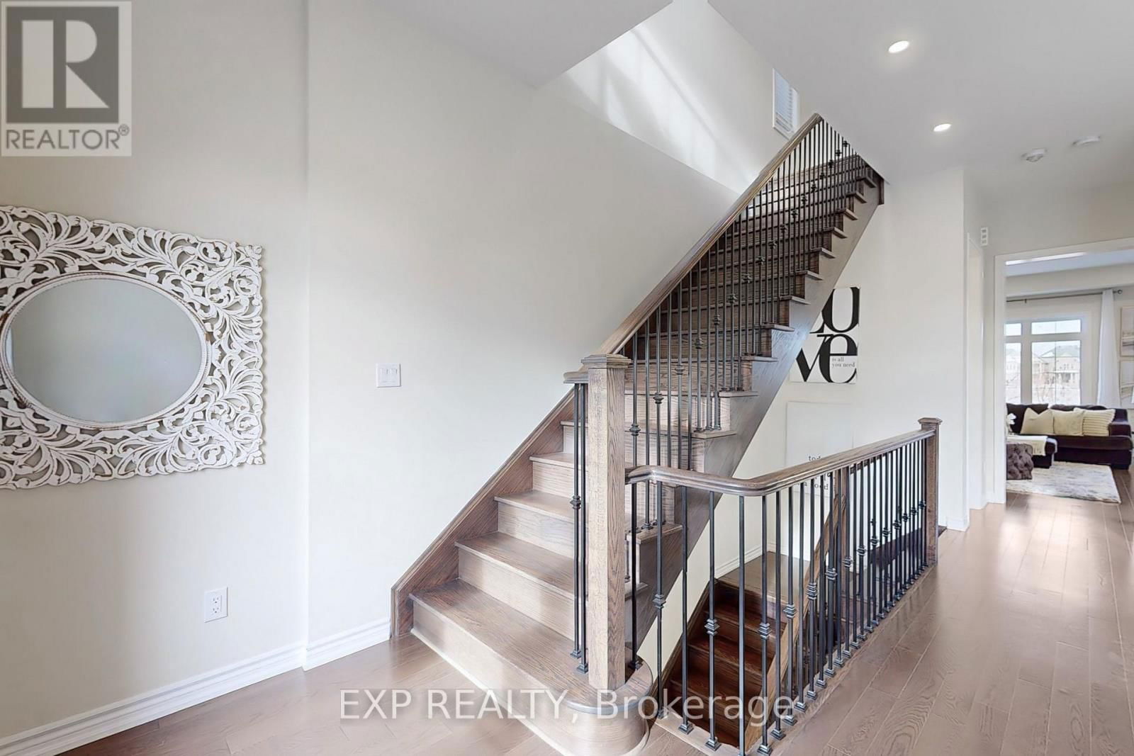 13 SEAGRAVE LANE Image 19