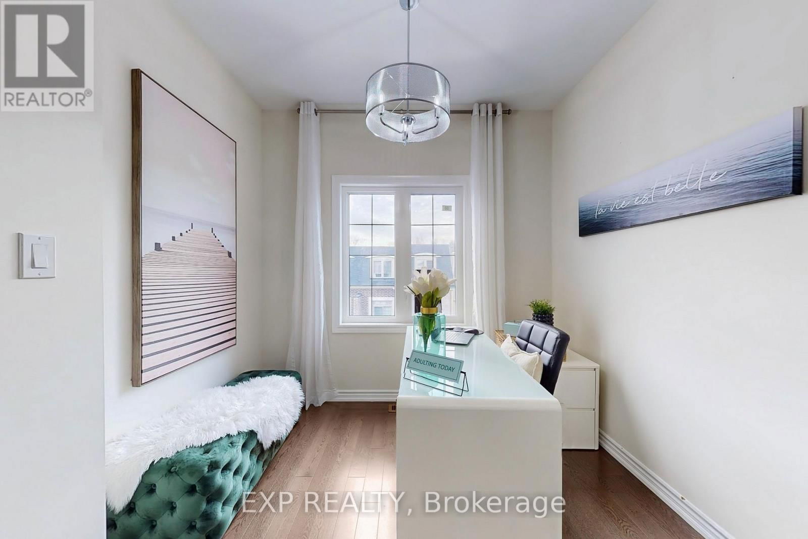 13 SEAGRAVE LANE Image 22