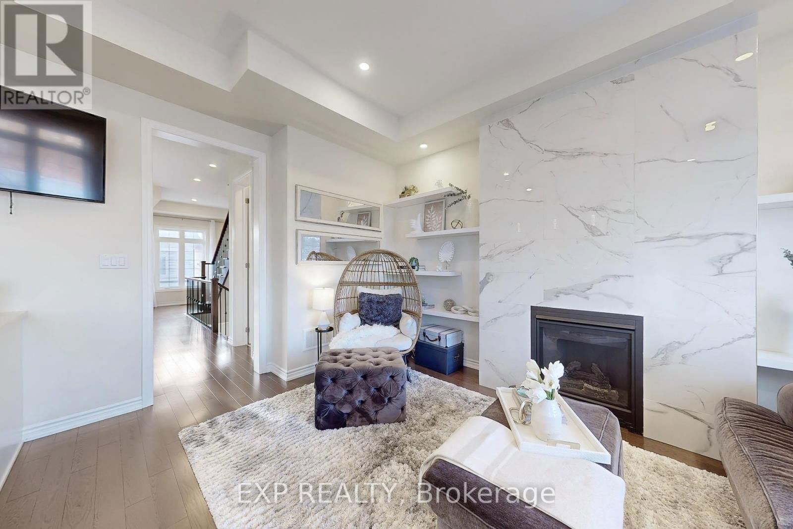 13 SEAGRAVE LANE Image 5