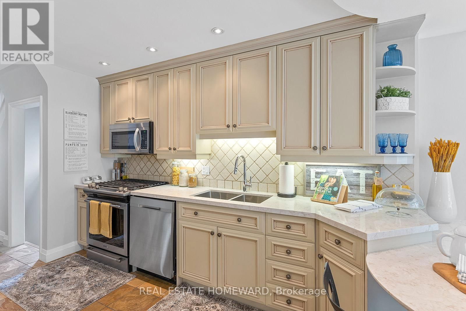 107 FOXRIDGE DRIVE Image 10