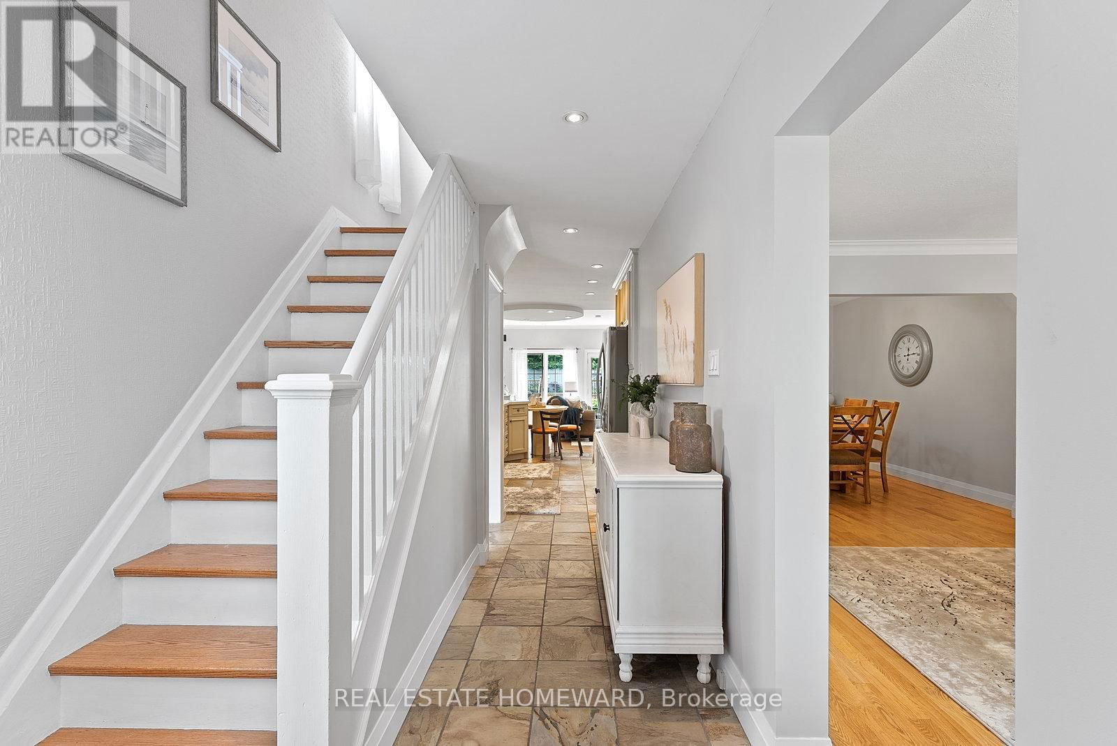 107 FOXRIDGE DRIVE Image 3