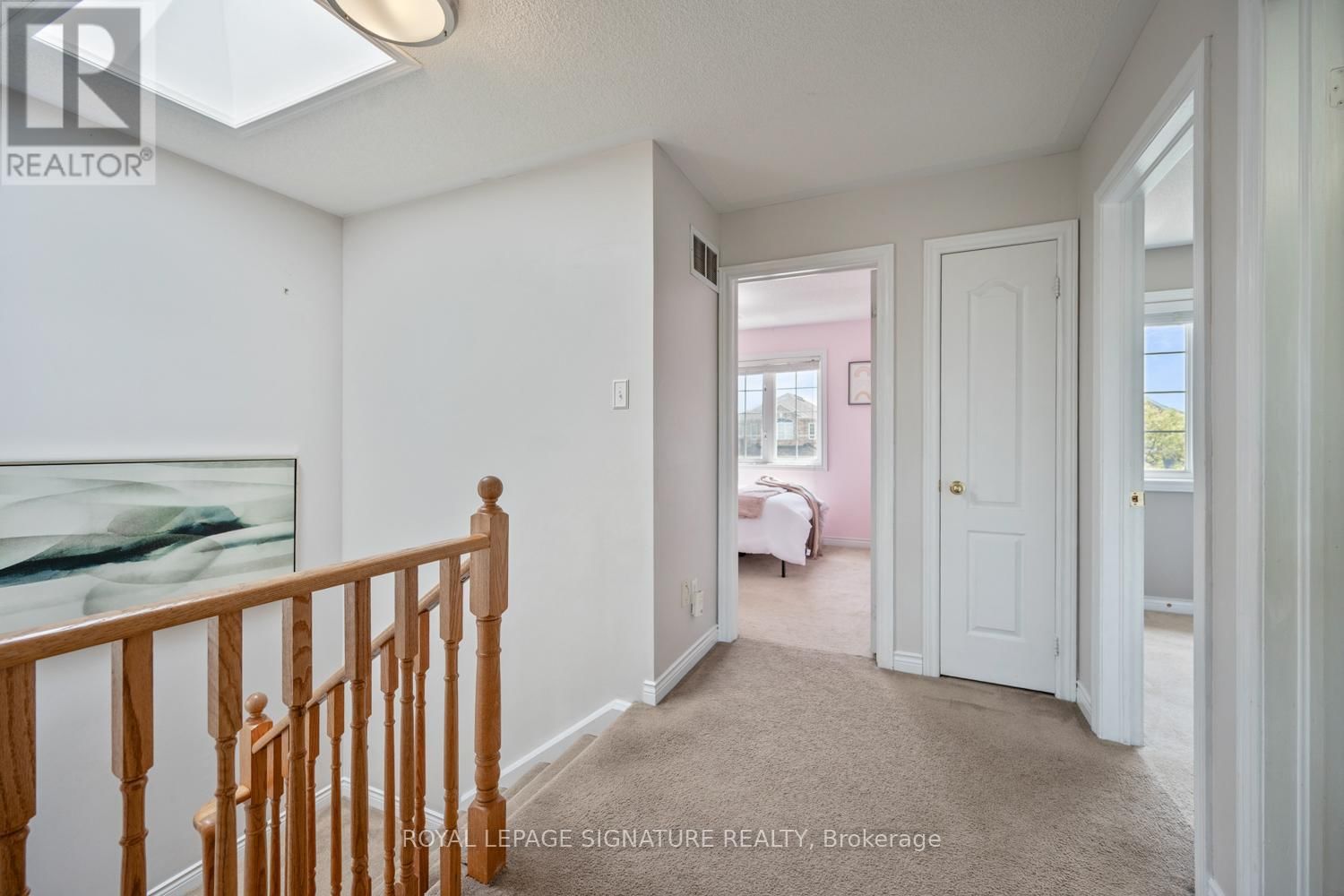 6 LUROSA CRESCENT Image 17