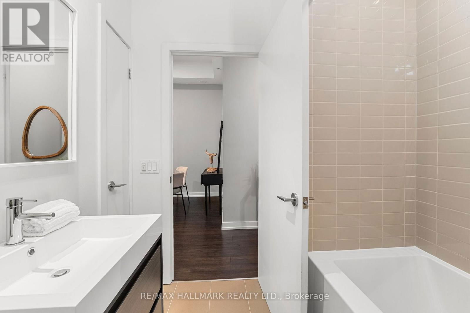 124 - 150 LOGAN AVENUE Image 22