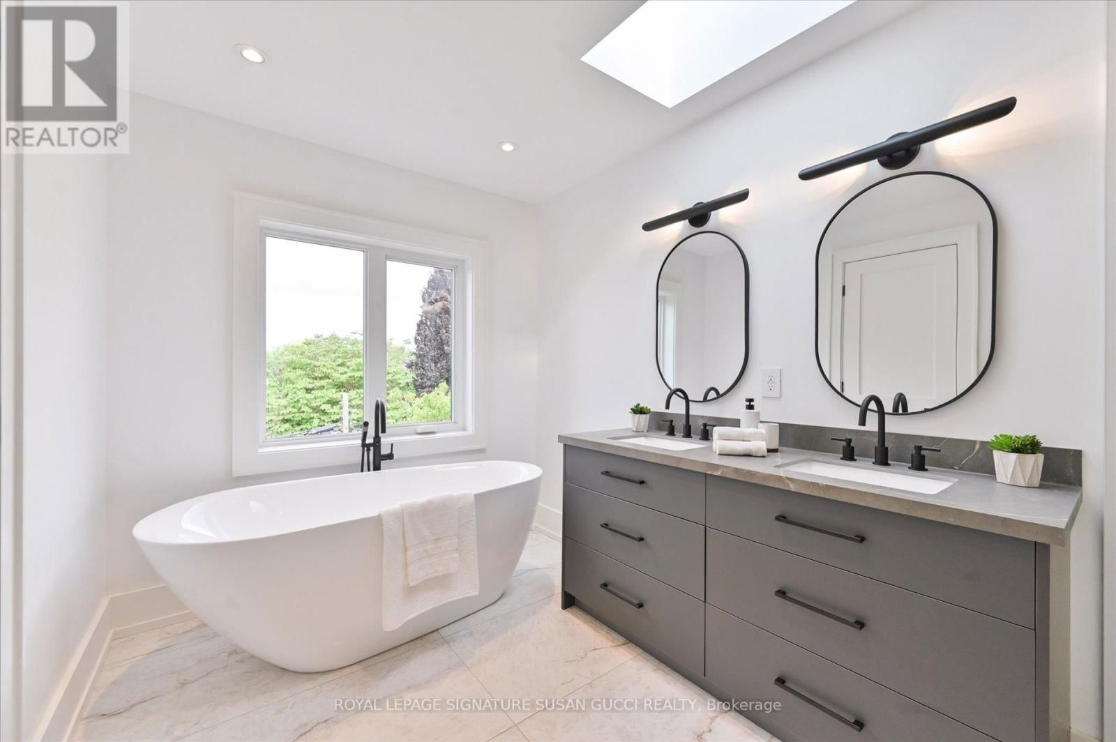 24 ELMSDALE ROAD Image 23