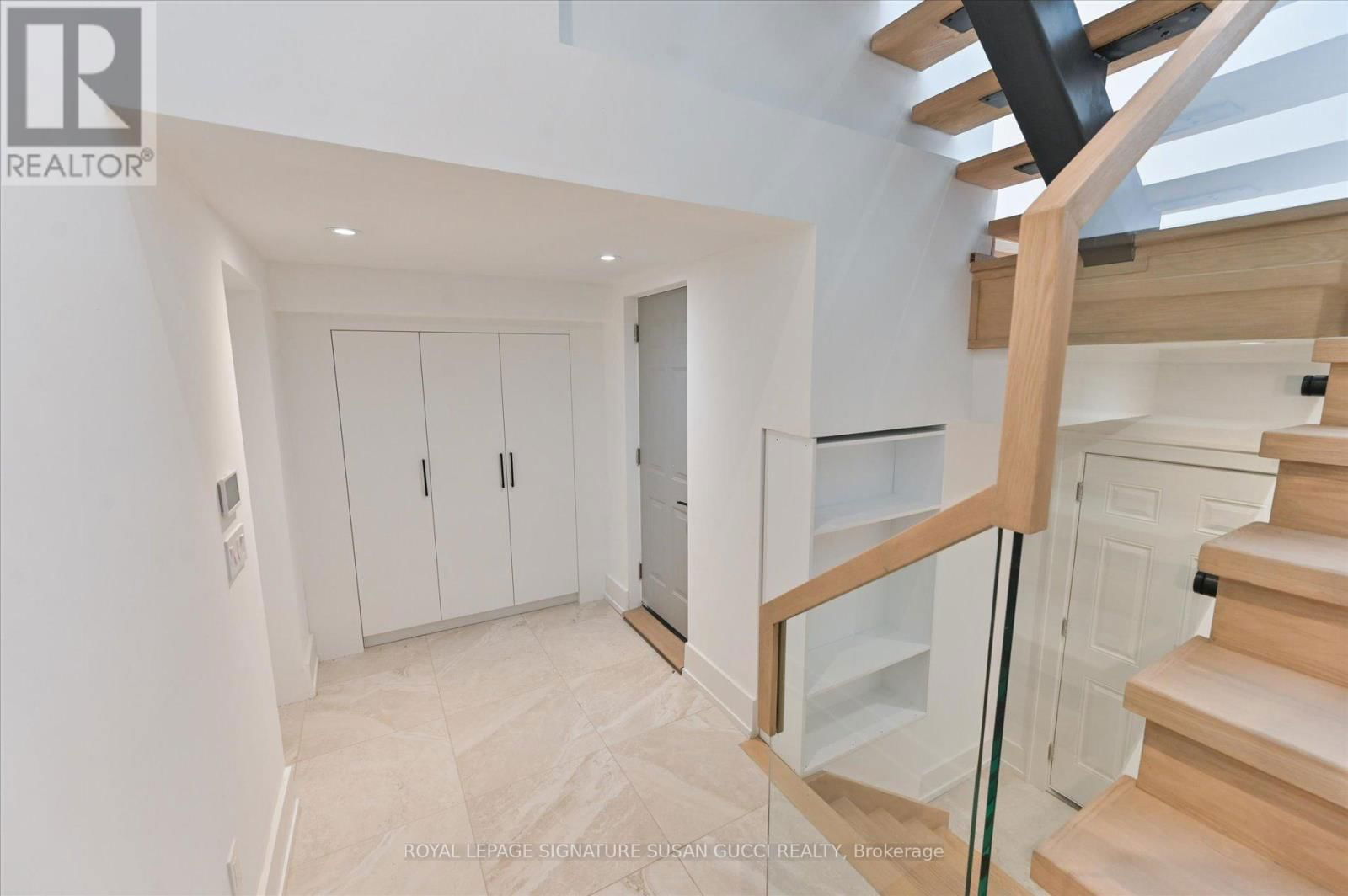 24 ELMSDALE ROAD Image 30