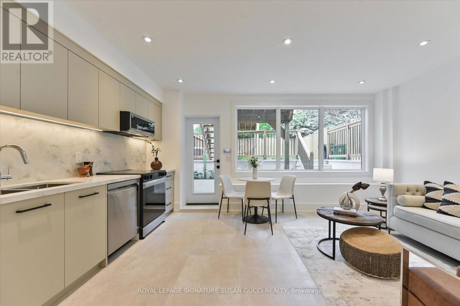24 ELMSDALE ROAD Image 32