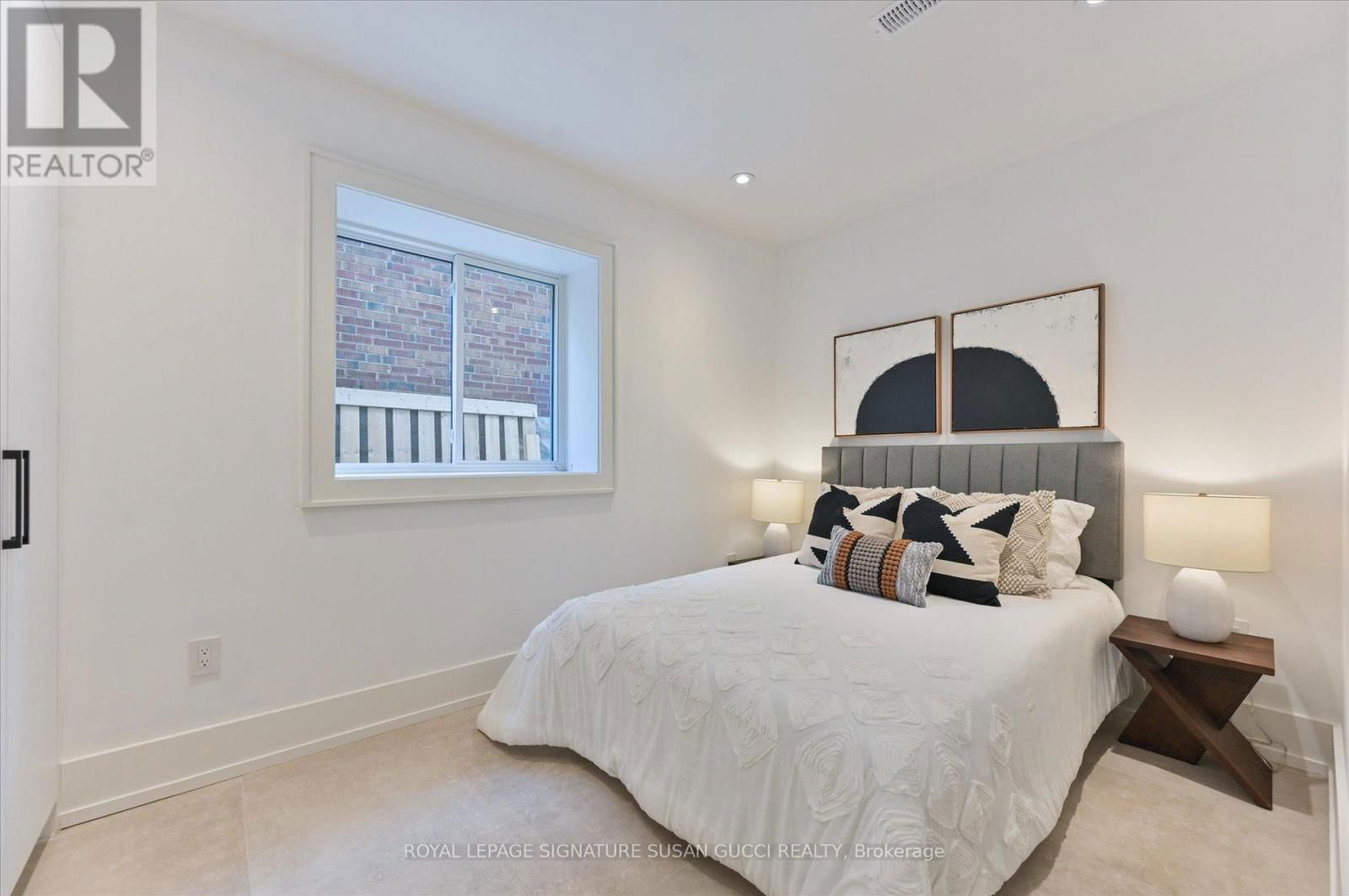 24 ELMSDALE ROAD Image 36