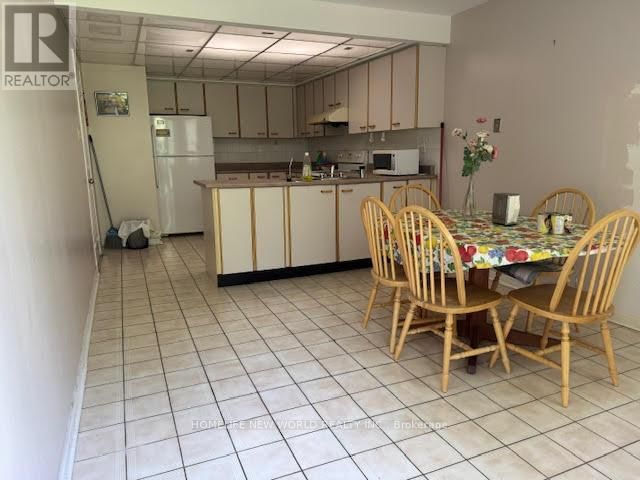 112 NEW FOREST SQUARE Image 11