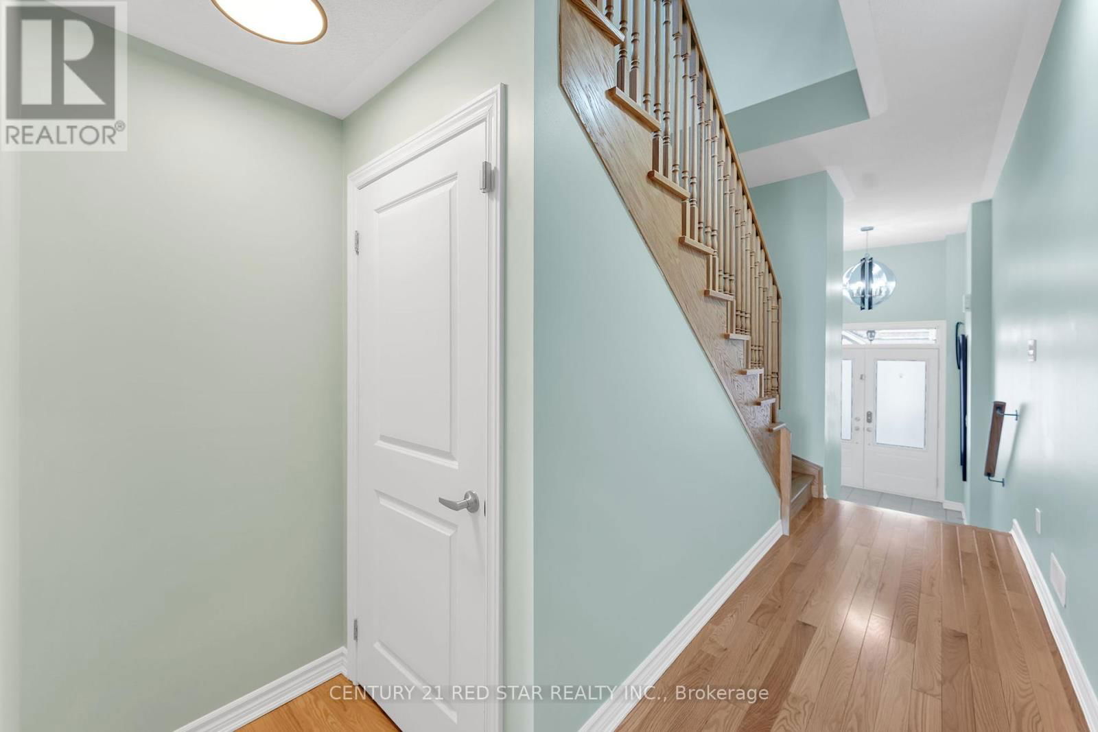 104 CLOSSON DRIVE Image 22