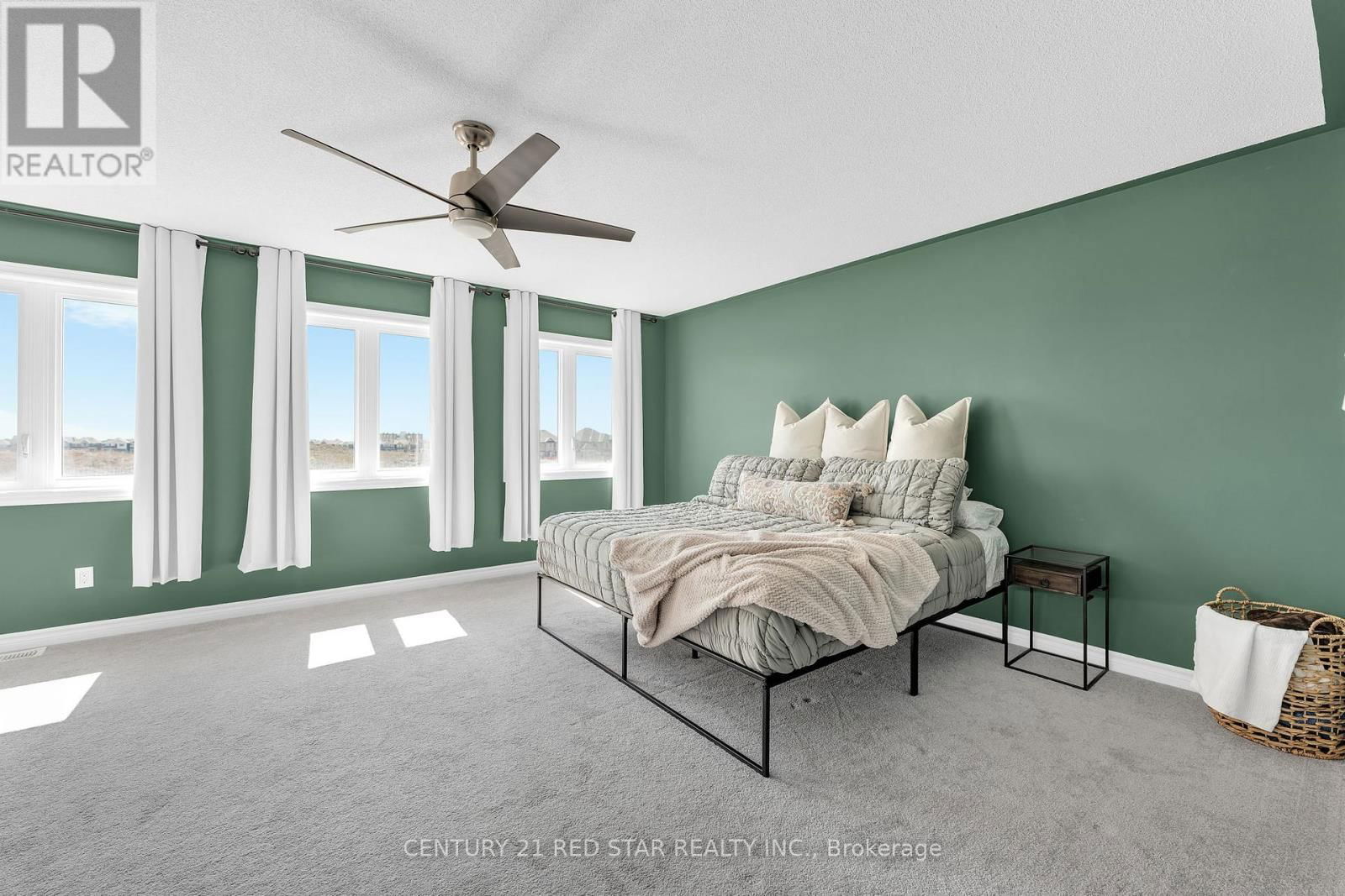 104 CLOSSON DRIVE Image 25