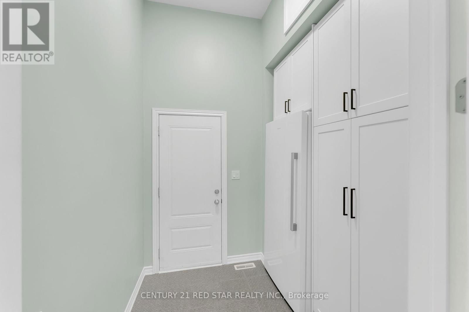 104 CLOSSON DRIVE Image 39