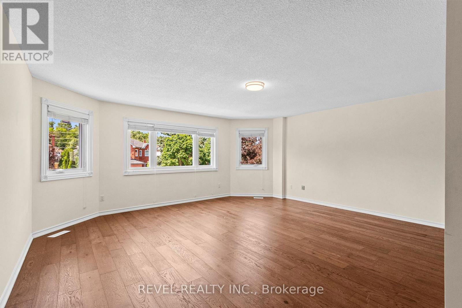 1005 SANDCLIFF DRIVE Image 18