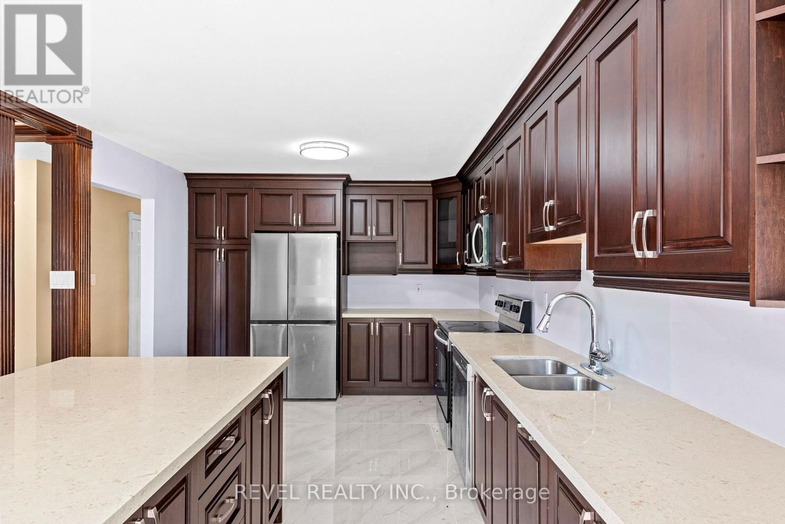 1005 SANDCLIFF DRIVE Image 7