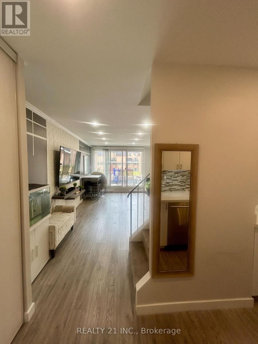 1078 - 100 MORNELLE COURT Image 2