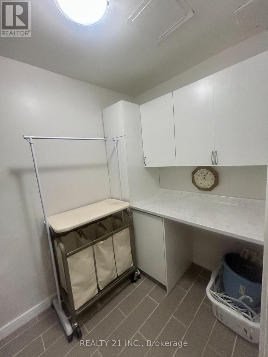 1078 - 100 MORNELLE COURT Image 36