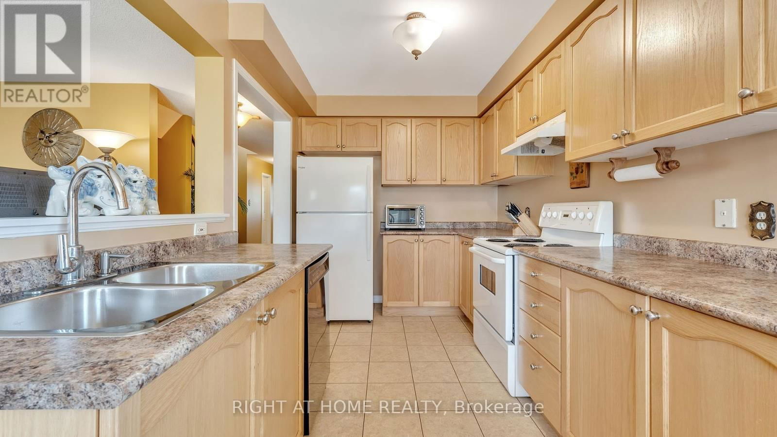 641 COLDSTREAM DRIVE Image 11