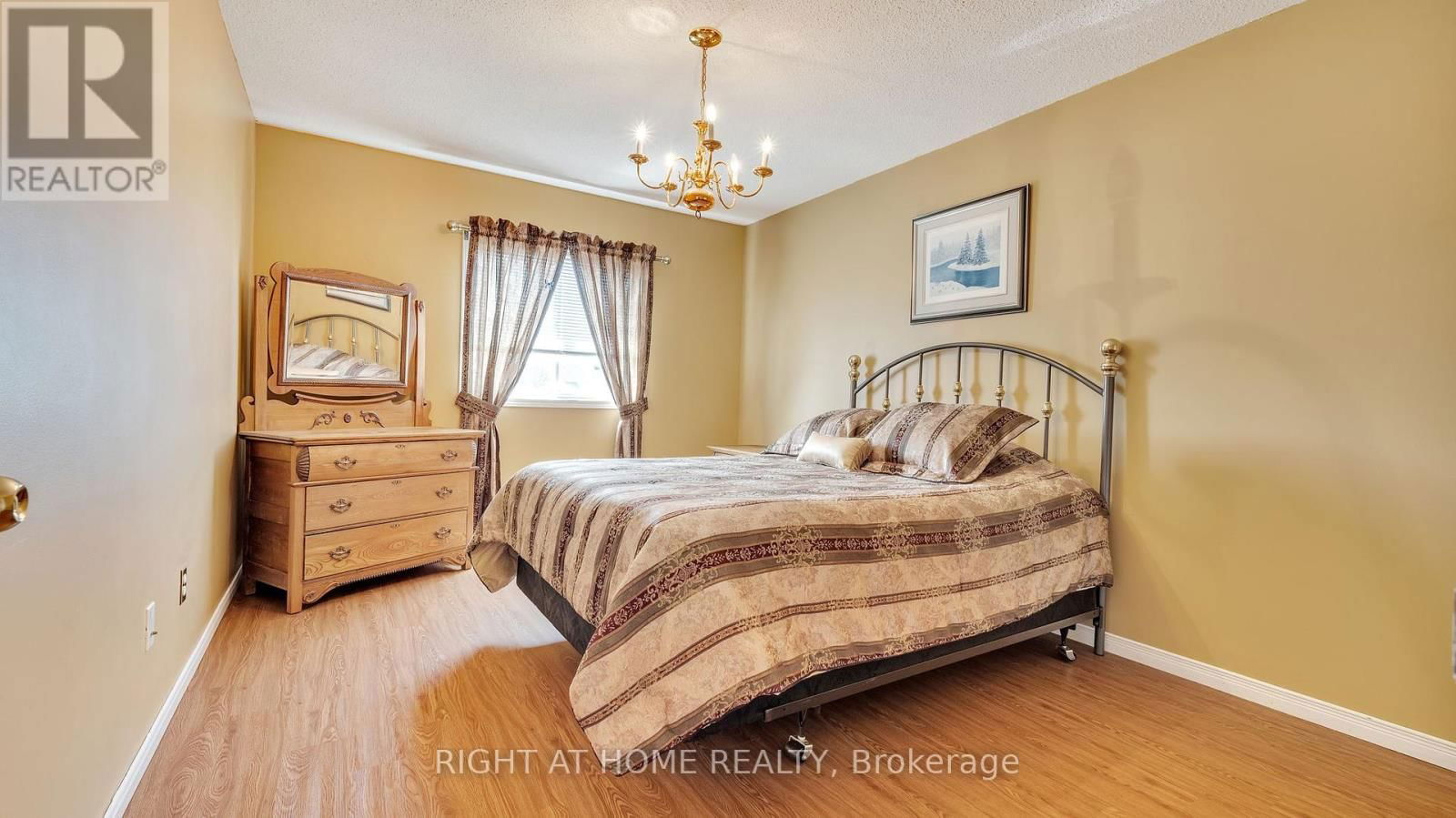 641 COLDSTREAM DRIVE Image 20