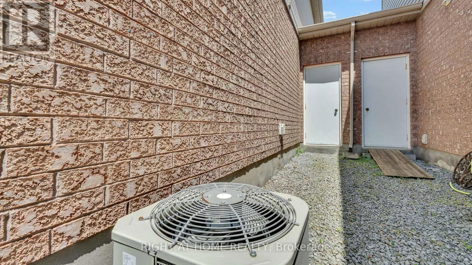 641 COLDSTREAM DRIVE Image 30