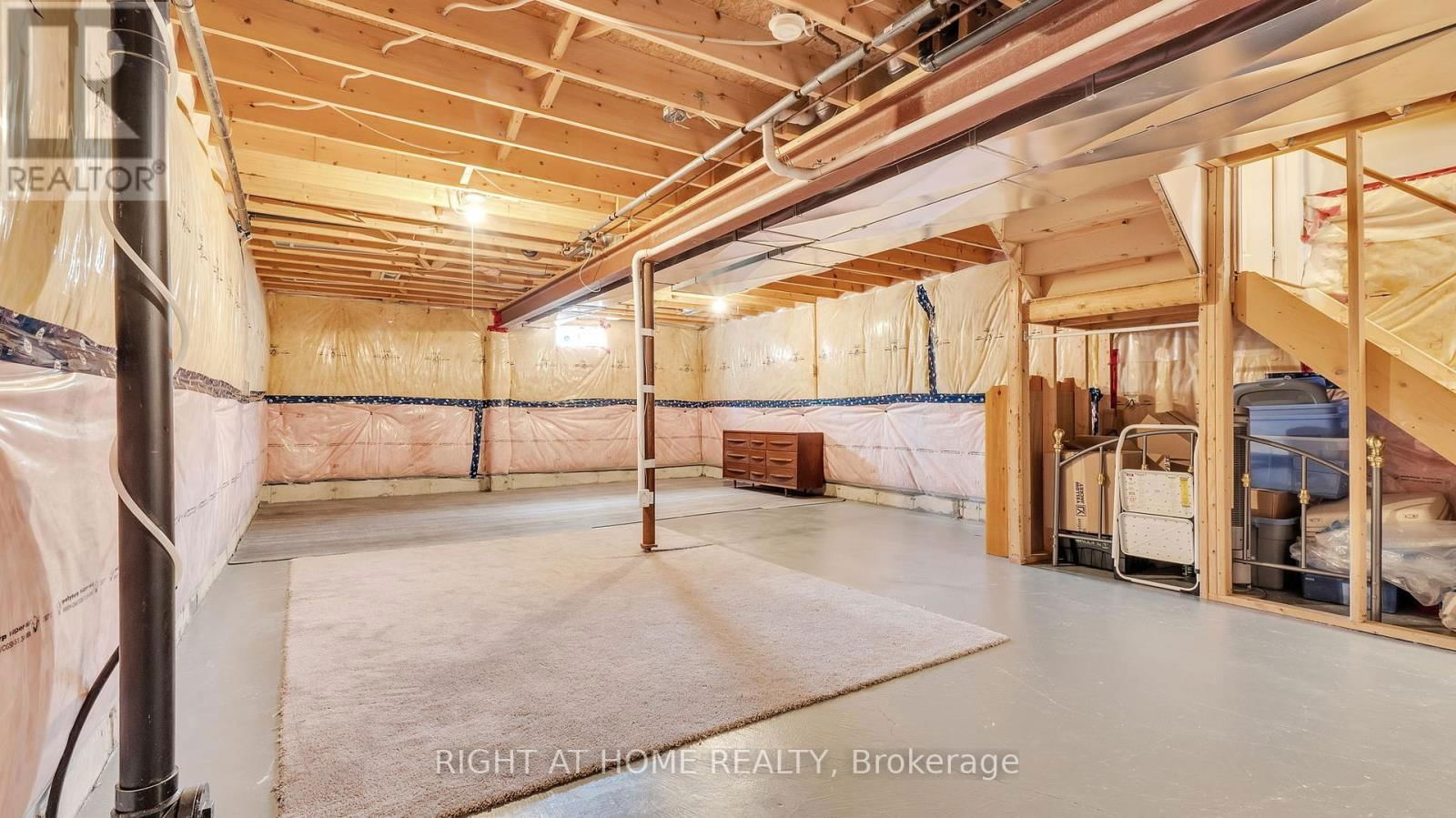641 COLDSTREAM DRIVE Image 33
