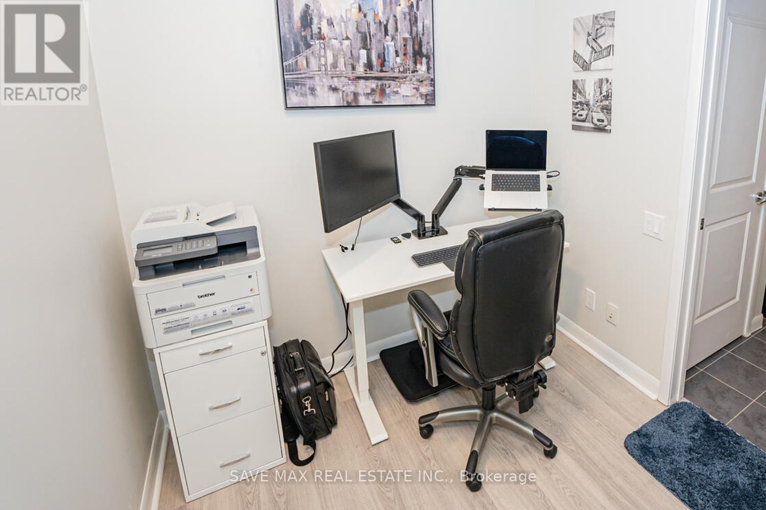 180 BOROUGH DRIVE Image 19