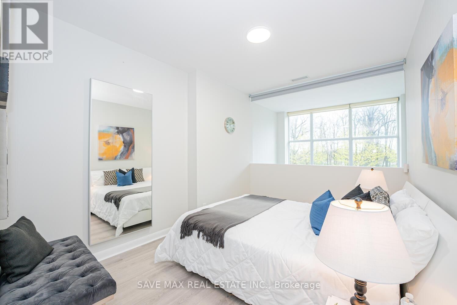 180 BOROUGH DRIVE Image 22