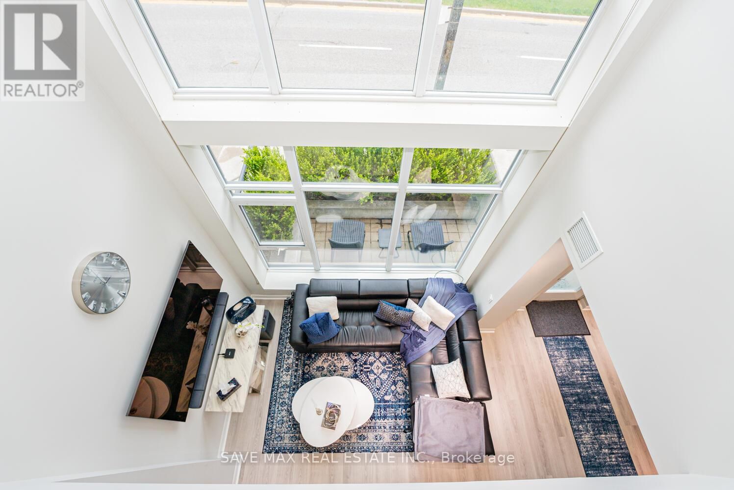 180 BOROUGH DRIVE Image 23